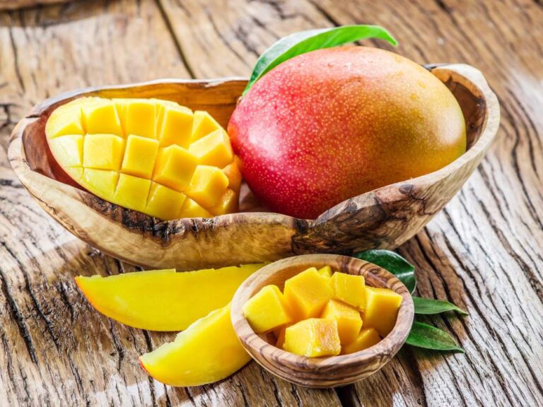 How To Tell If A Mango Is Ripe - Best Ways To Pick The Ripest Fruit
