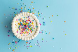 How Many People Does A 6-inch Cake Feed? Calculating Portions