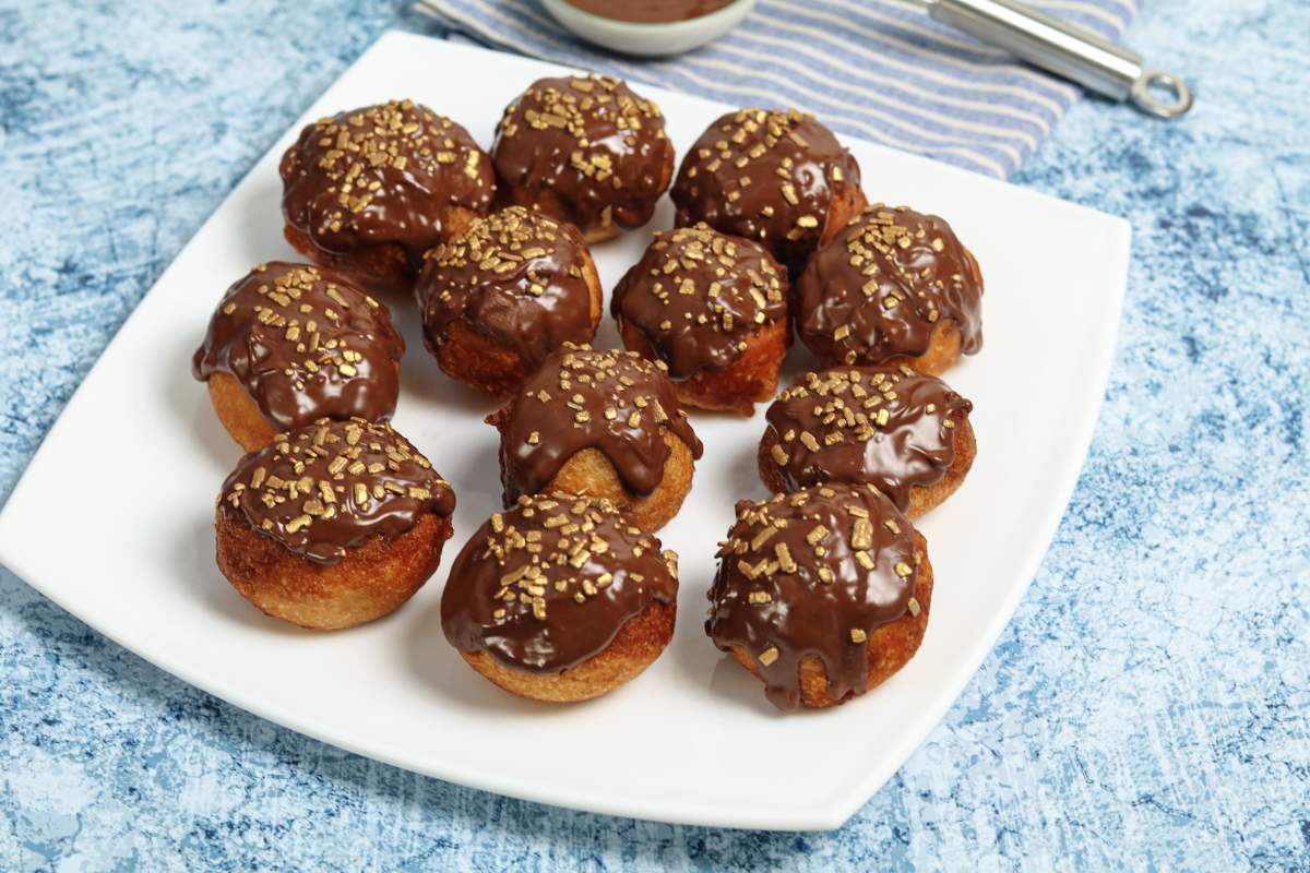 Puff Puffs Delicious African Deep Fried Dough (6)