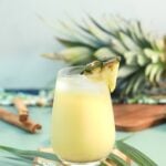 Pera-Piña juice